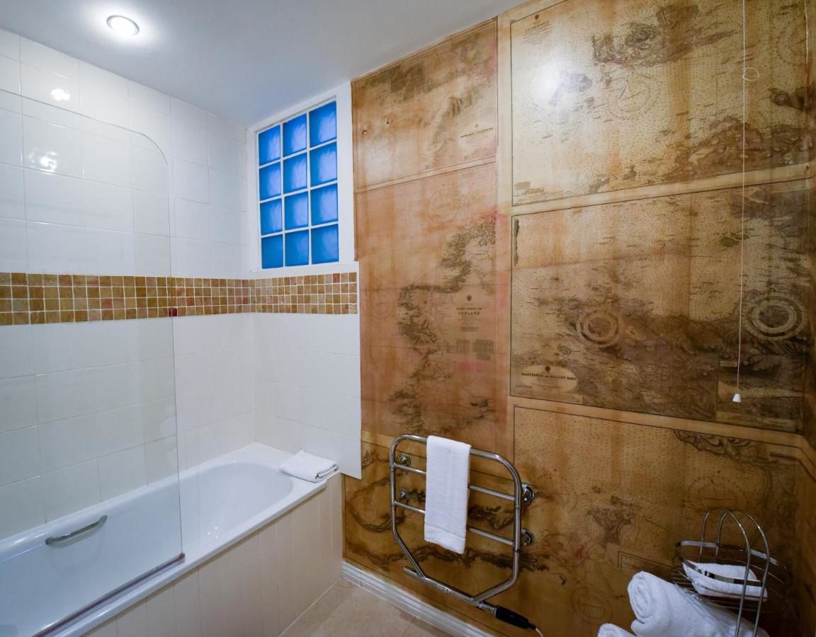 Отели типа «постель и завтрак» The Herons Rest Boutique Accommodation Голуэй