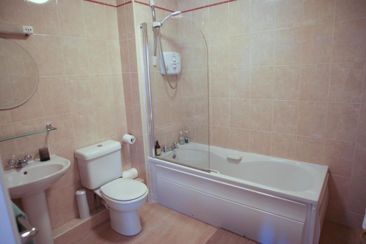 Отели типа «постель и завтрак» The Herons Rest Boutique Accommodation Голуэй
