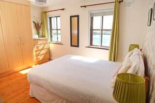 Отели типа «постель и завтрак» The Herons Rest Boutique Accommodation Голуэй Таунхаус с 3 спальнями-36